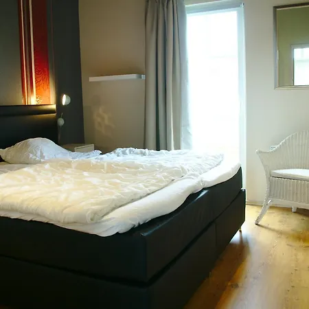 Bungalowhälfte Waterkant Ferienhaus