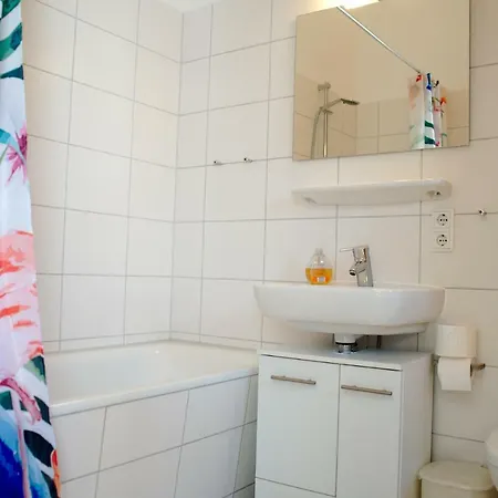 Bungalowhälfte Waterkant Ferienhaus